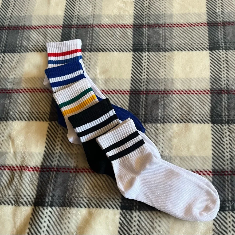 YesStyle Striped Athletic Socks - Multicolor Pack